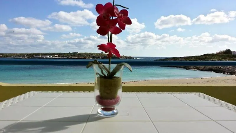 Hotel Baia Turchese Lampedusa 4*,